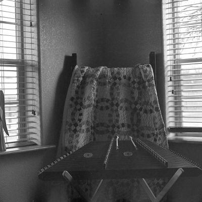 Angels, quilt, and dulcimer