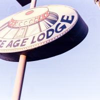 Space Age Lodge by thinbegin